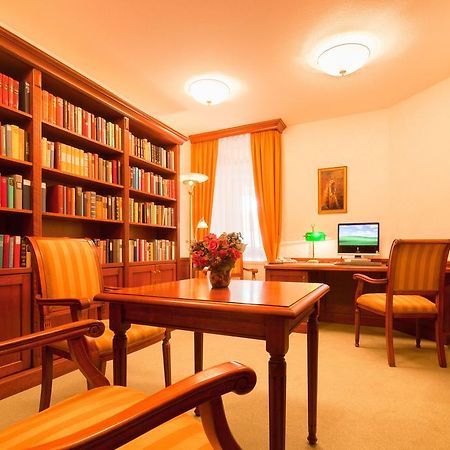 Gda Hotel Hildastift Am Kurpark Висбаден Екстериор снимка