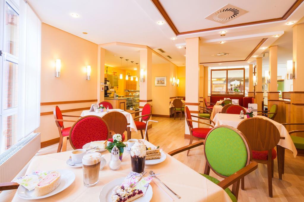 Gda Hotel Hildastift Am Kurpark Висбаден Екстериор снимка