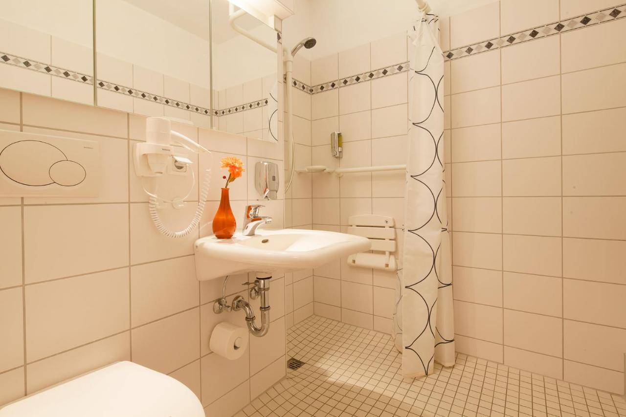 Gda Hotel Hildastift Am Kurpark Висбаден Екстериор снимка